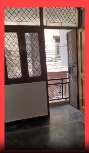 2 BHK + 2 Bath (945 sqft) Builder Floor for Rent in Block A, Paryavaran Complex