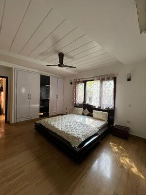 3 BHK + 2 Bath (1,800 sqft) Builder Floor for Rent in Block C, Paryavaran Complex