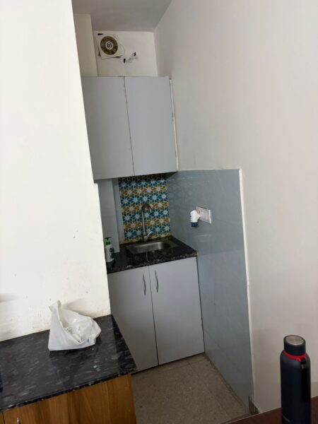 1 RK + 1 Bath (310 sqft) Flat/Apartment for Rent in Block E, Paryavaran Complex