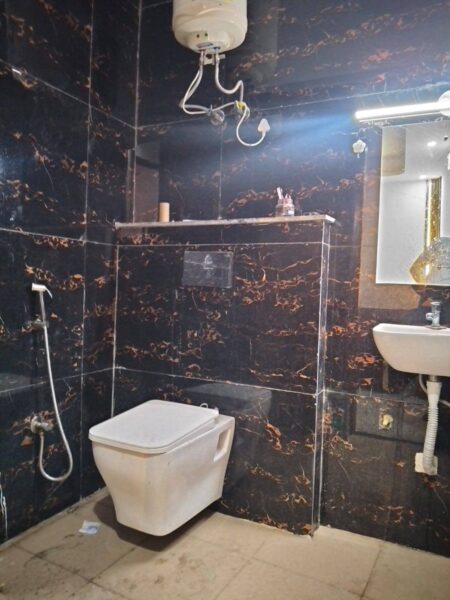 1 BHK + 1 Bath (510 sqft) Flat/Apartment for Rent in Saiyad-Ul-Ajaib